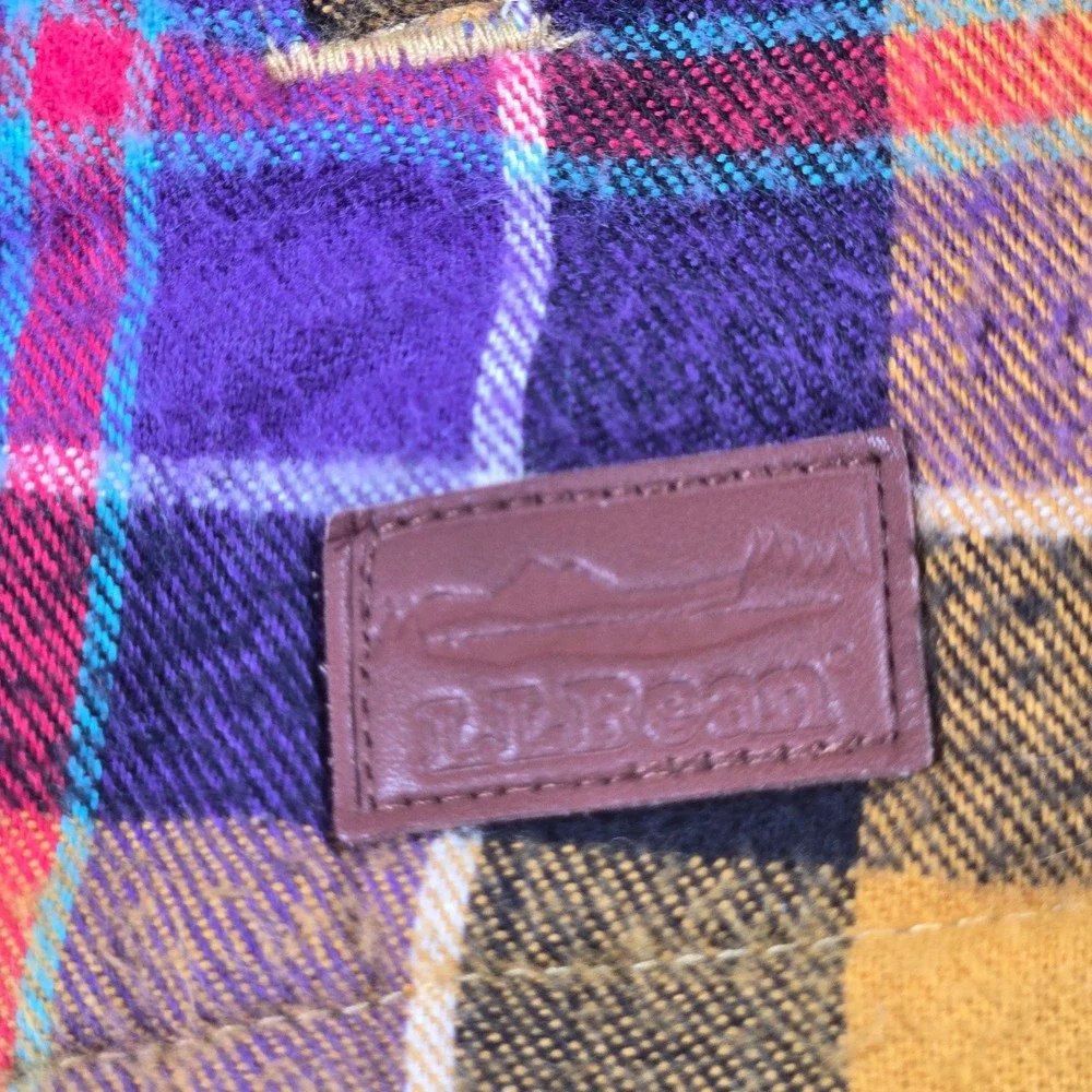 LL Bean Relaxed Fit Sherpa Lined Flannel Hoodie Purple Gold Plaid 505453 Small